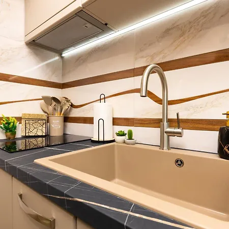 Apartment Two Bedroom Karavelov With Private Parking Medical Plovdiv