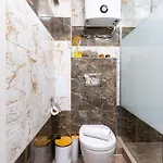 Two Bedroom Karavelov With Private Parking Medical Apartment *