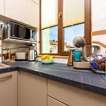 Two Bedroom Karavelov With Private Parking Medical Plowdiw