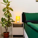 Two Bedroom Karavelov With Private Parking Medical Apartment Plowdiw